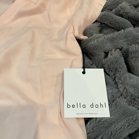 NWT Bellah Dahl V-Neck T-Shirt Size XS - Picture 9 of 11